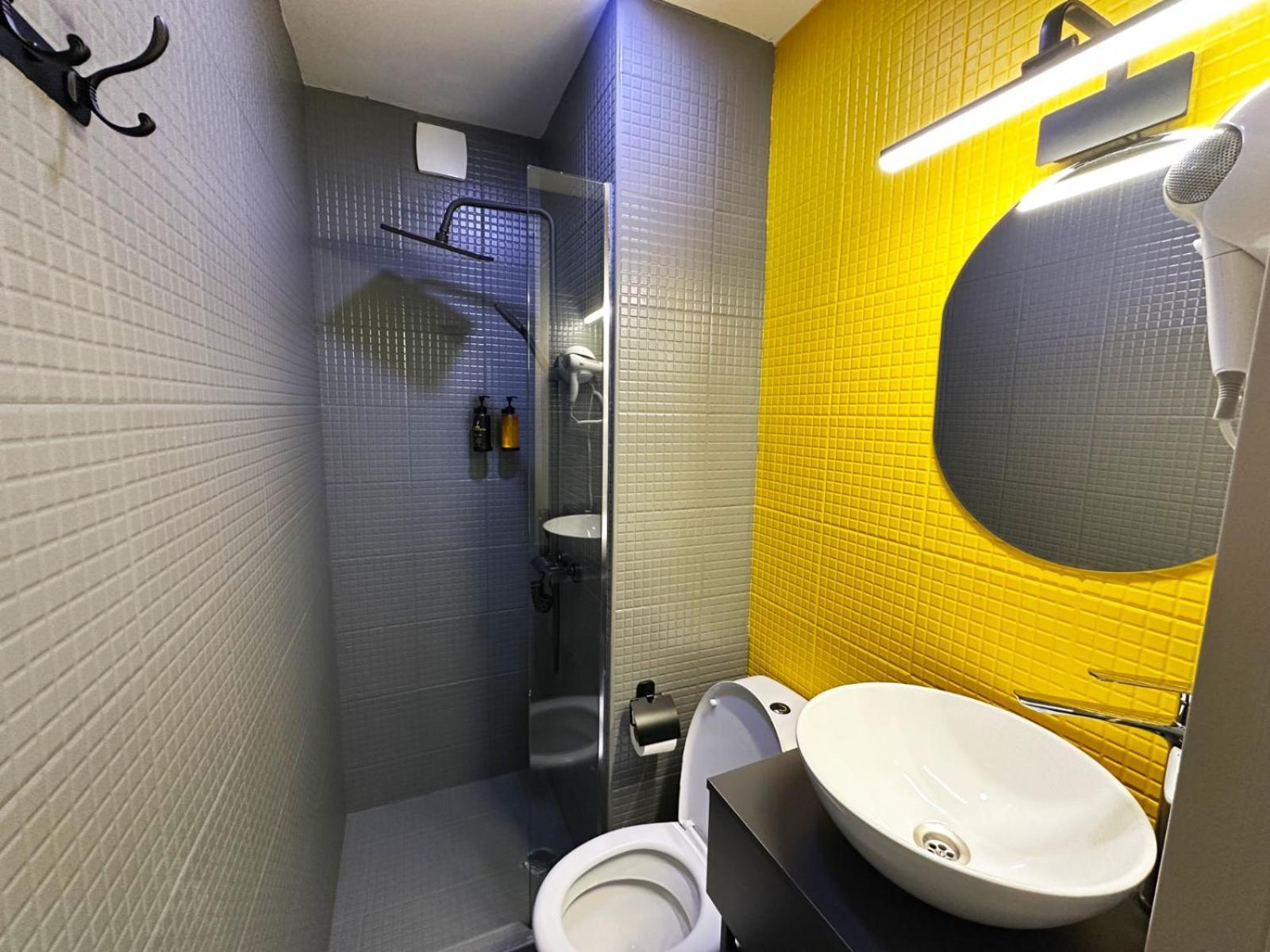 Diuma Hotel Тбилиси Экстерьер фото