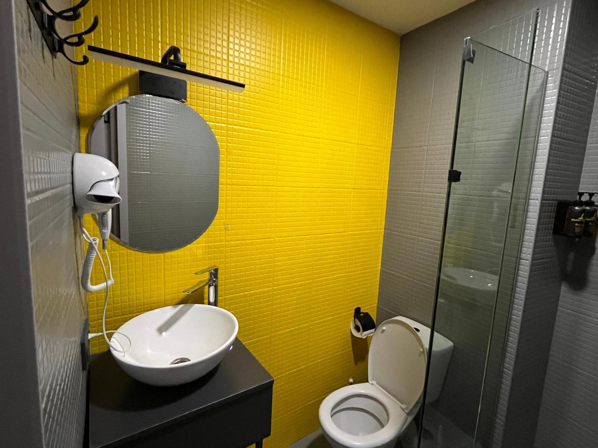 Diuma Hotel Тбилиси Экстерьер фото
