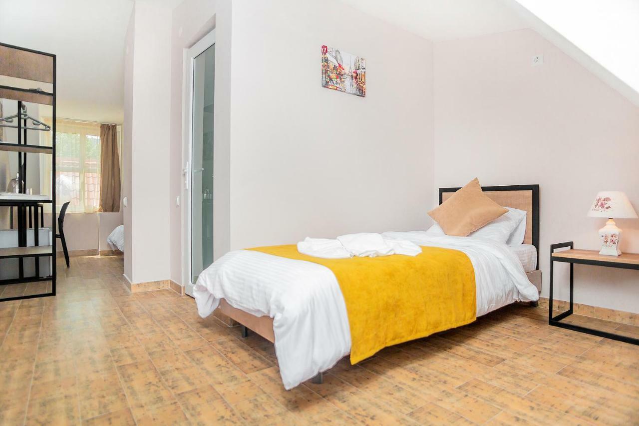 Diuma Hotel Тбилиси Экстерьер фото