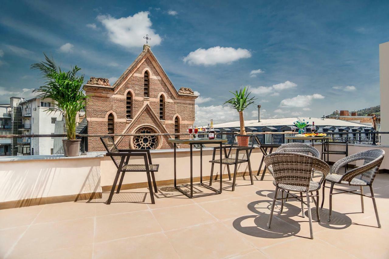 Diuma Hotel Тбилиси Экстерьер фото