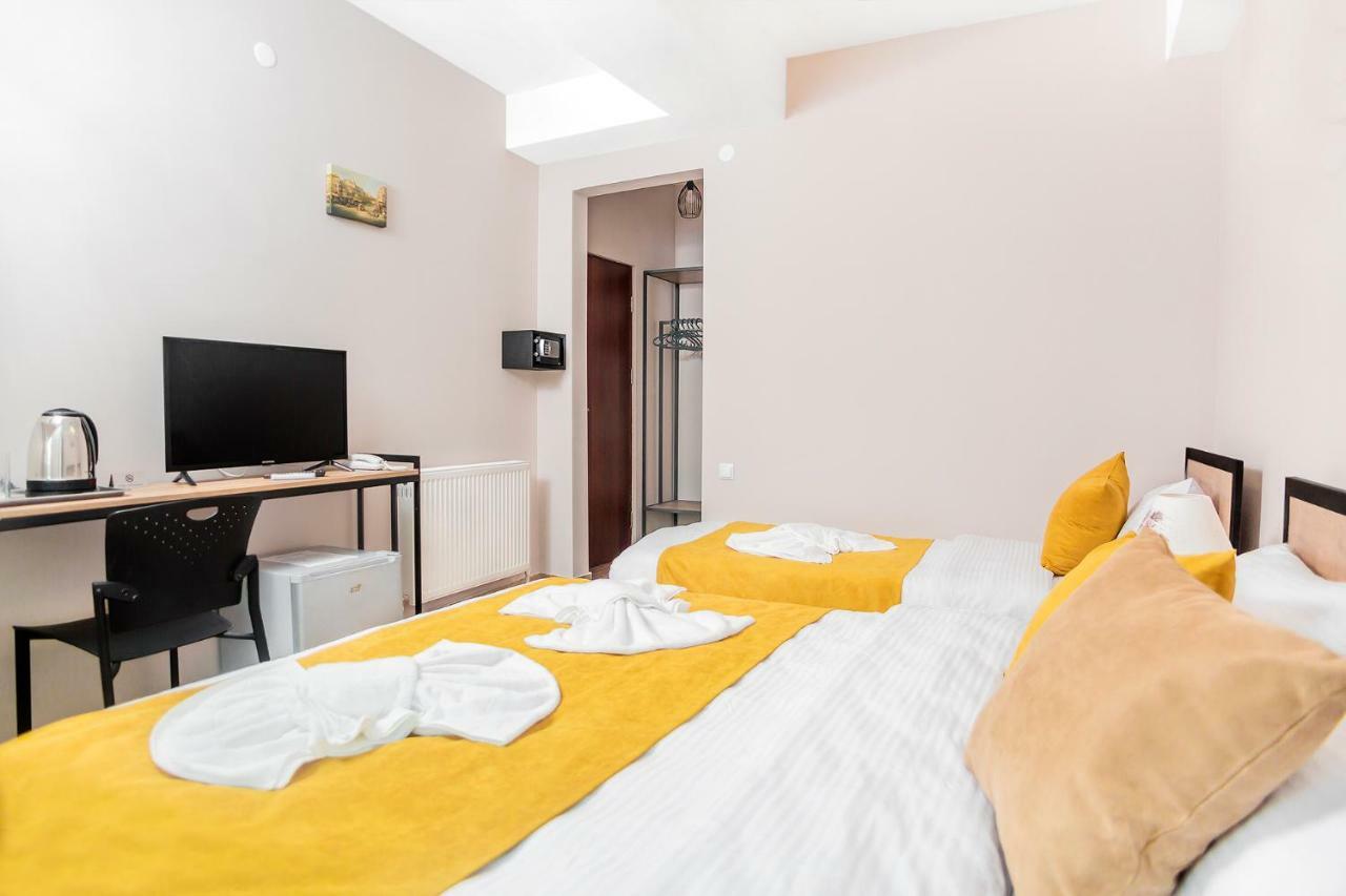 Diuma Hotel Тбилиси Экстерьер фото