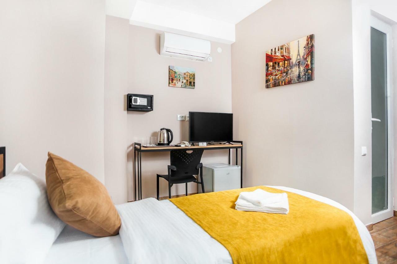 Diuma Hotel Тбилиси Экстерьер фото